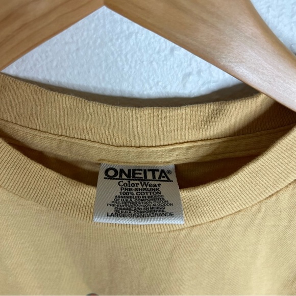 Vintage Disney Animal Kingdom Cast Expedition T-Shirt Yellow Cotton Size L Large - Picture 7 of 14